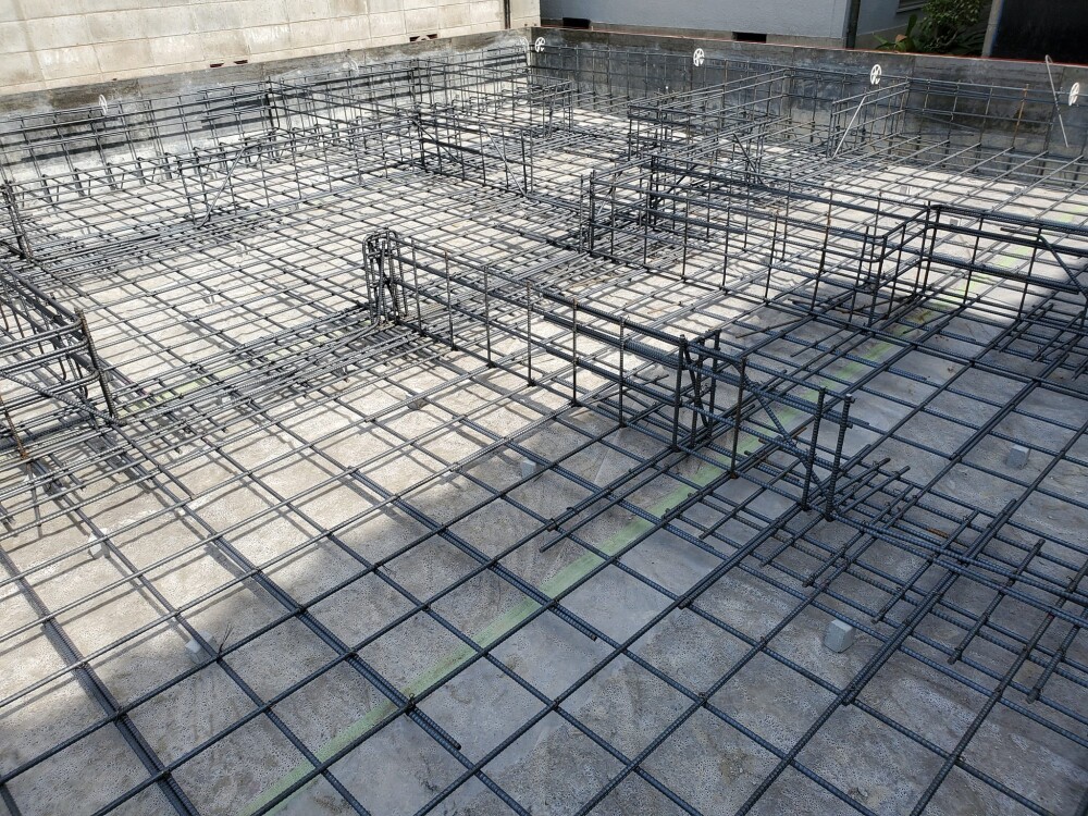 木造二階建ての注文住宅新築工事、奈良県橿原市内で建築中の30坪台の家基礎工事